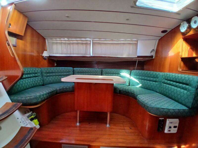 Waterfall II 44ft Beneteau Yacht For Sale