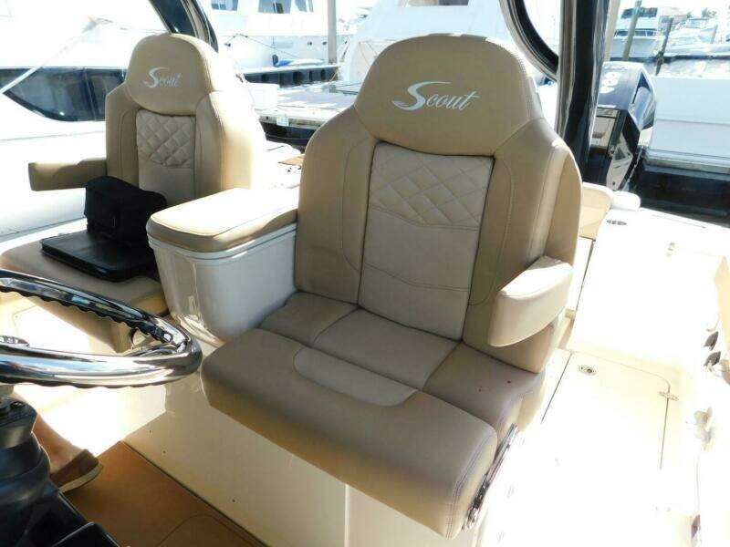 33ft Scout Yacht For Sale