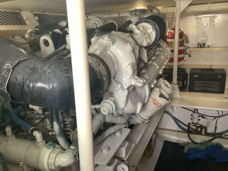 FOURTH QUARTER 50ft Viking Yacht For Sale