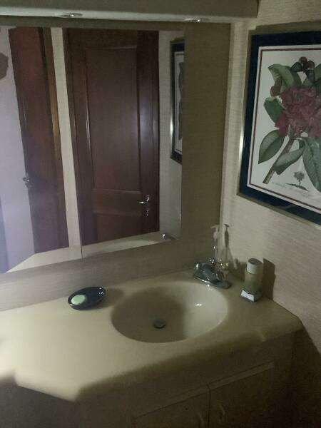 FOURTH QUARTER 50ft Viking Yacht For Sale