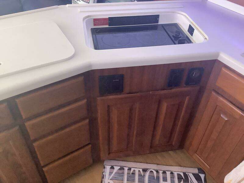 FOURTH QUARTER 50ft Viking Yacht For Sale