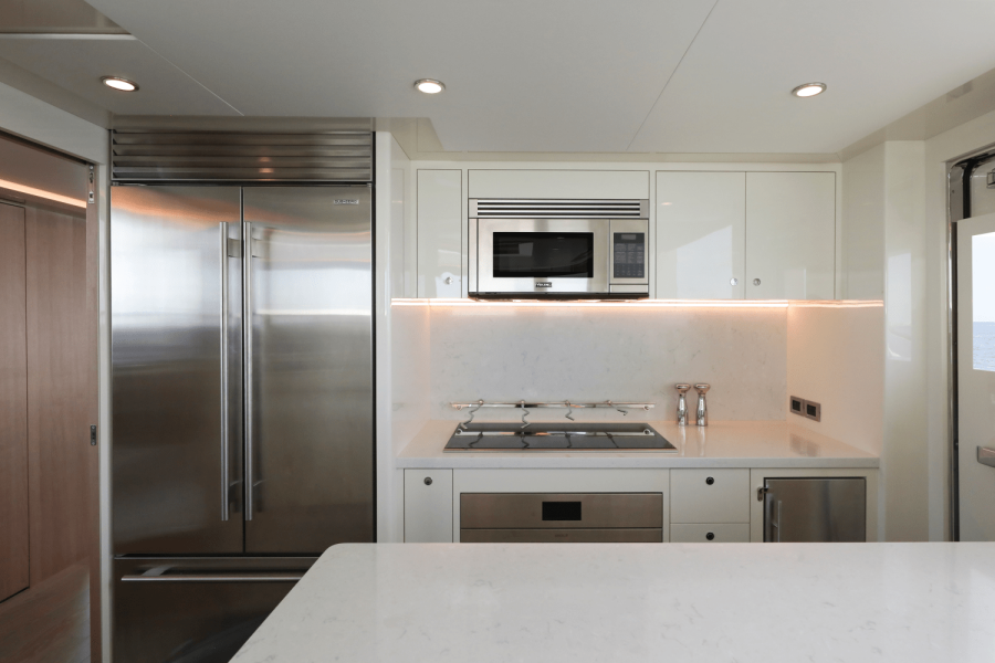 95ft Ocean Alexander Yacht For Sale