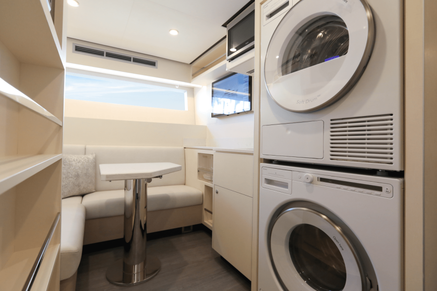 95ft Ocean Alexander Yacht For Sale