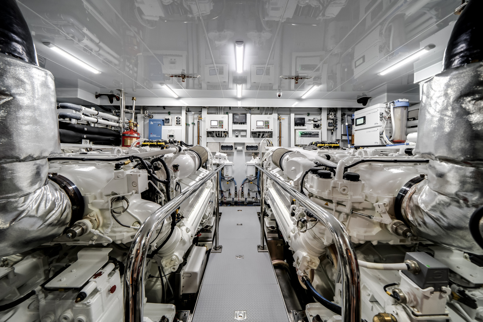 2025 Ocean Alexander 28L