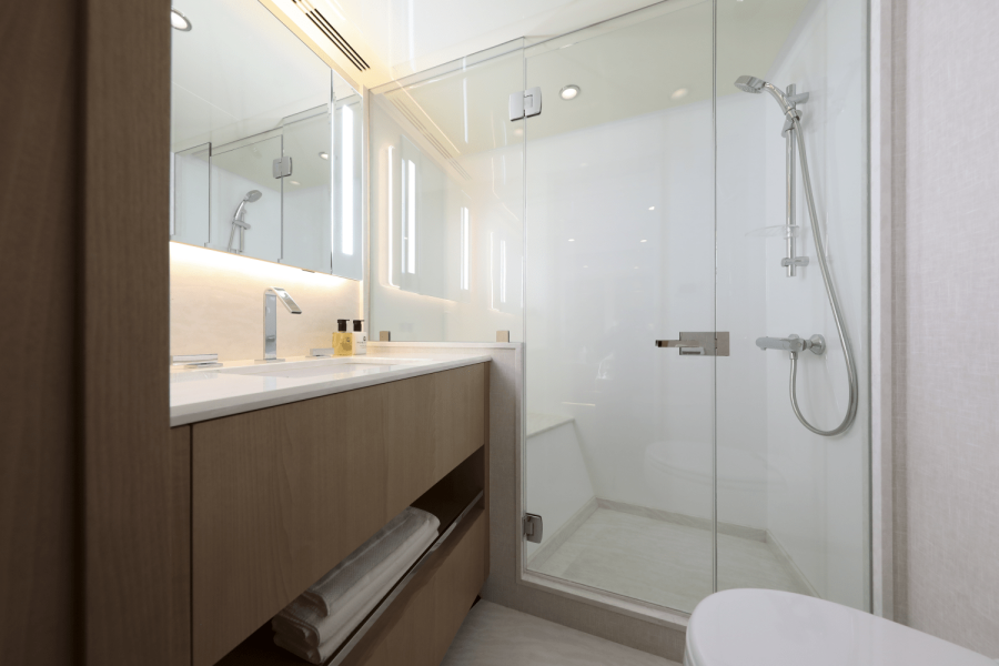 95ft Ocean Alexander Yacht For Sale