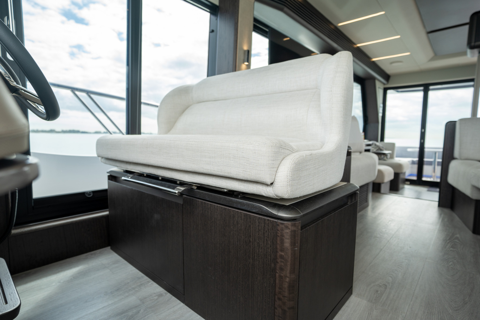 56' 2025 Galeon 560 FLY