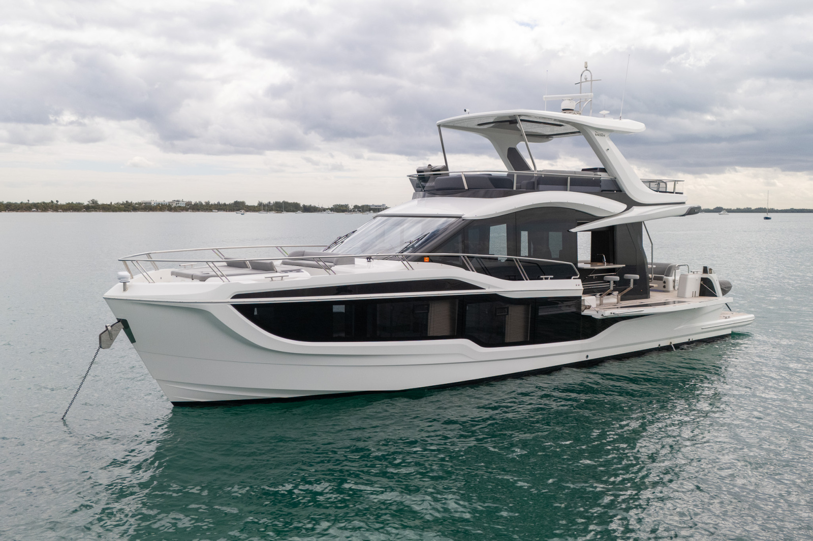 56' 2025 Galeon 560 FLY