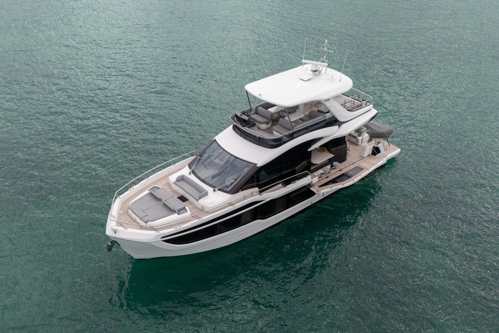 56' 2025 Galeon 560 FLY