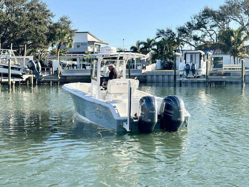 26ft Sea Hunt Yacht For Sale