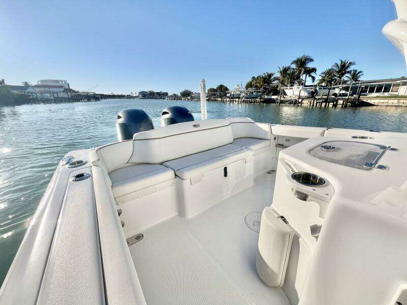 26ft Sea Hunt Yacht For Sale