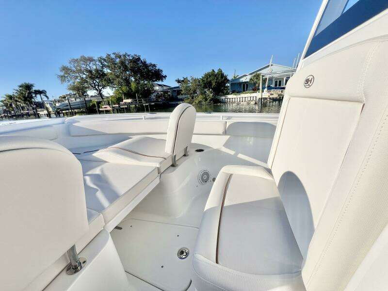 26ft Sea Hunt Yacht For Sale