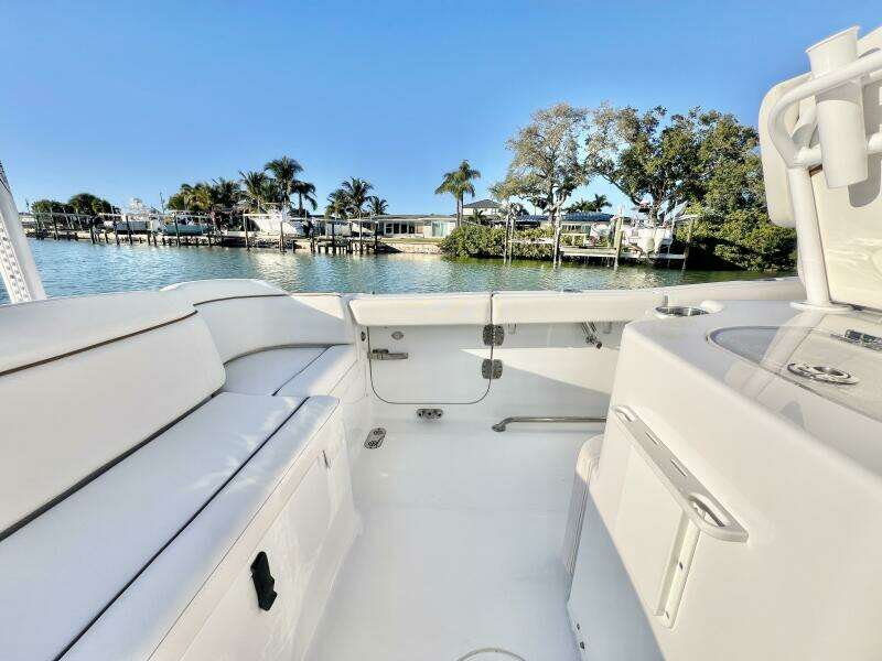 26ft Sea Hunt Yacht For Sale