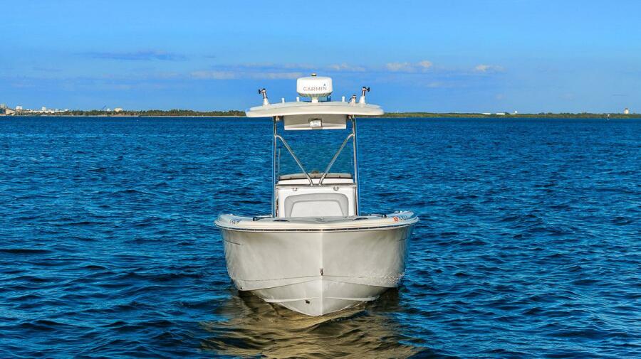 24' 2011 Scout 245 XSF