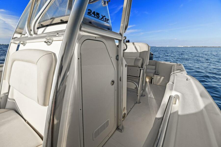 24' 2011 Scout 245 XSF