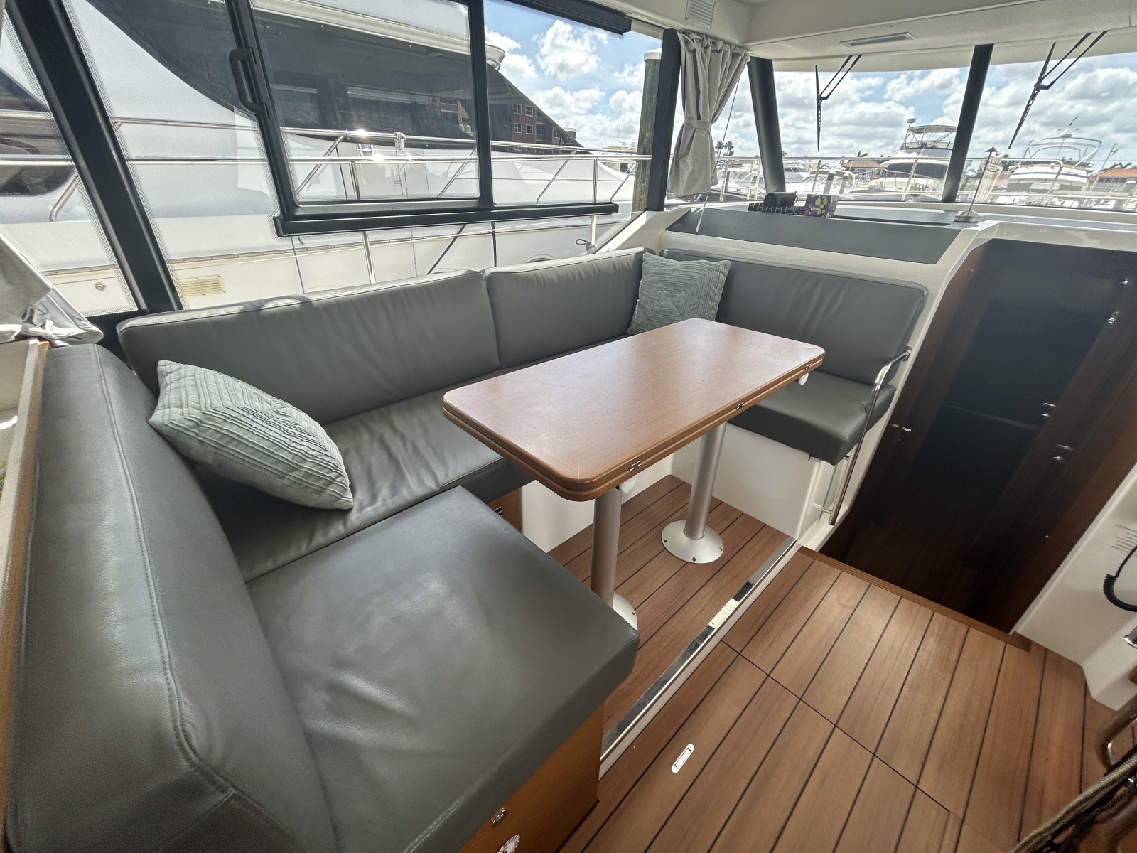 41' 2022 Beneteau ST