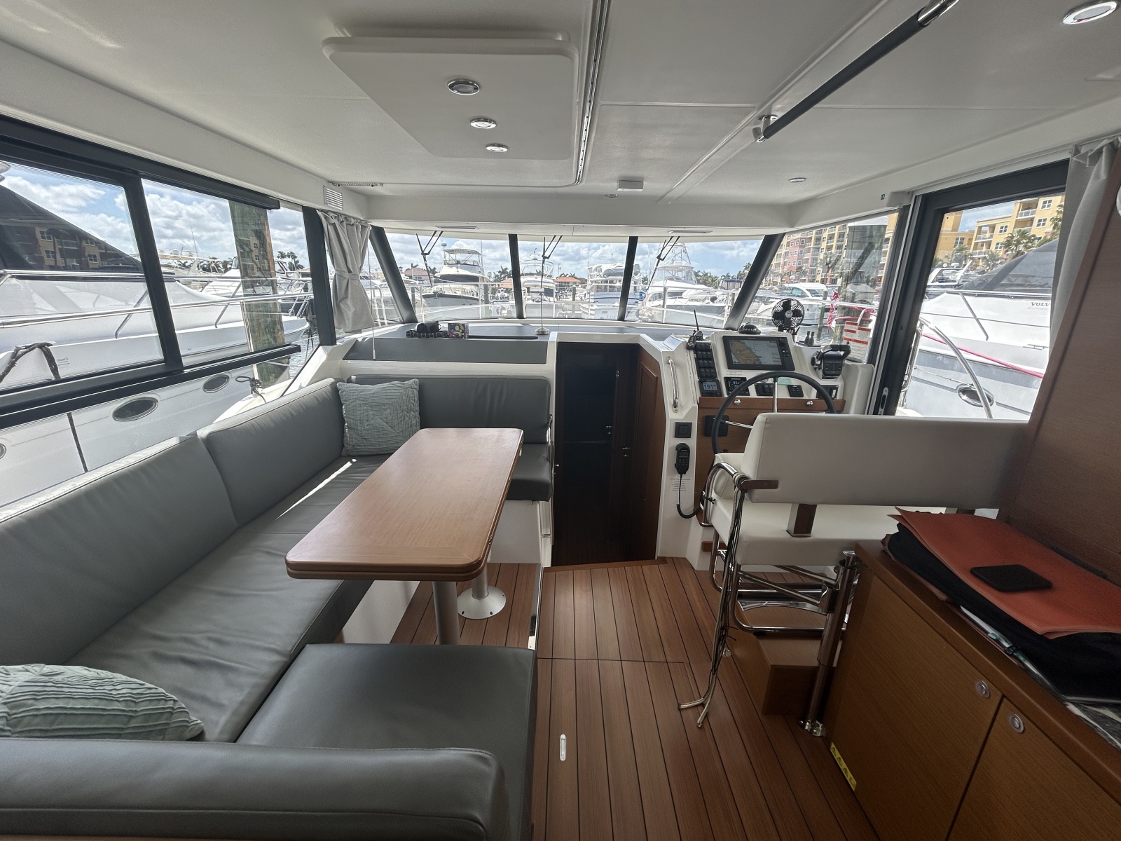 41' 2022 Beneteau ST