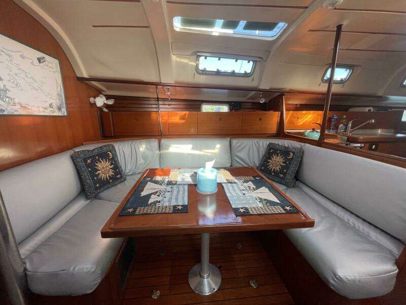 Moin Moin  40ft Beneteau Yacht For Sale