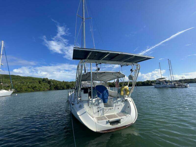 Moin Moin  40ft Beneteau Yacht For Sale