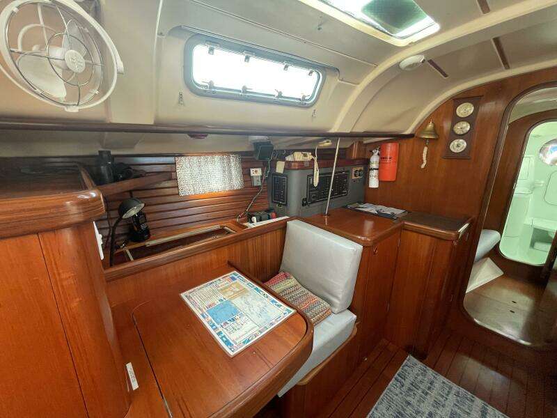 Moin Moin  40ft Beneteau Yacht For Sale