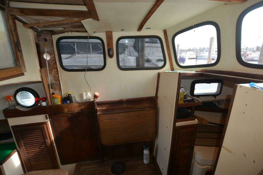 Bottom Time III 32ft Custom Yacht For Sale