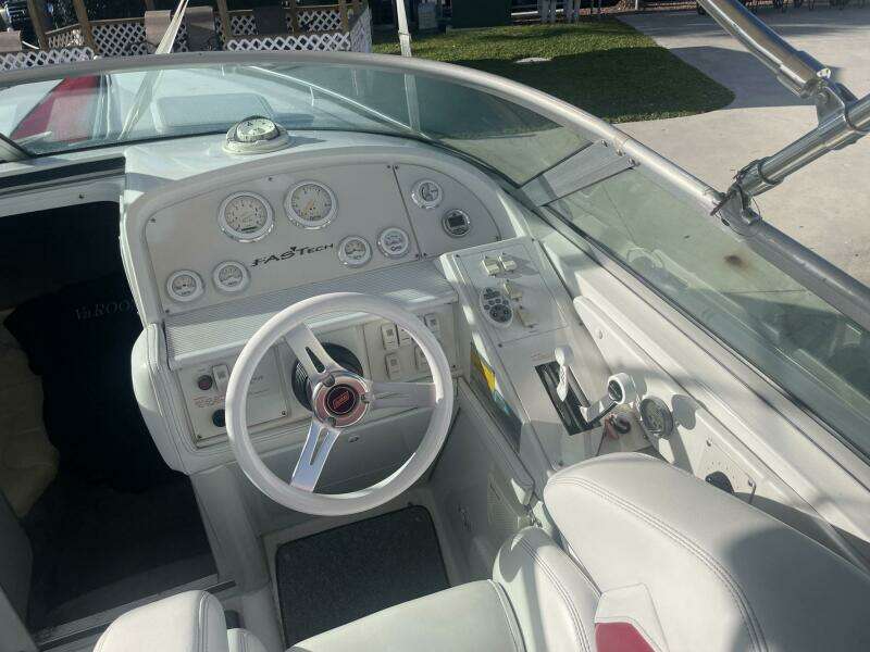 Varoom 27ft Formula Yacht For Sale