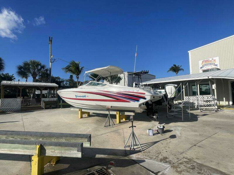 Varoom 27ft Formula Yacht For Sale