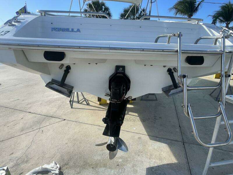 Varoom 27ft Formula Yacht For Sale