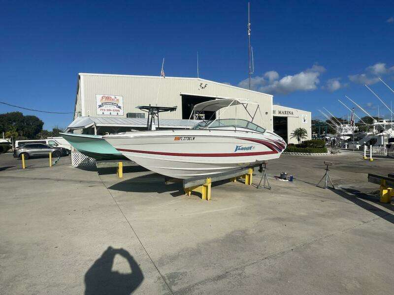 Varoom 27ft Formula Yacht For Sale