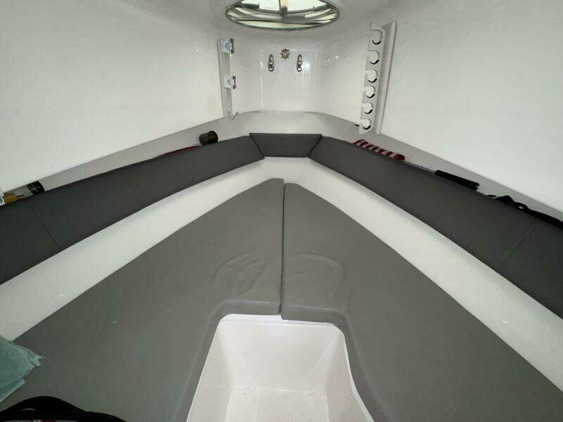 27ft Belzona Yacht For Sale