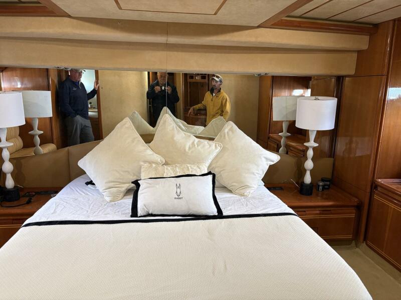 80' 1999 Ferretti Yachts 80 RPH