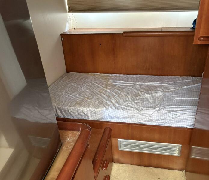 80' 1999 Ferretti Yachts 80 RPH