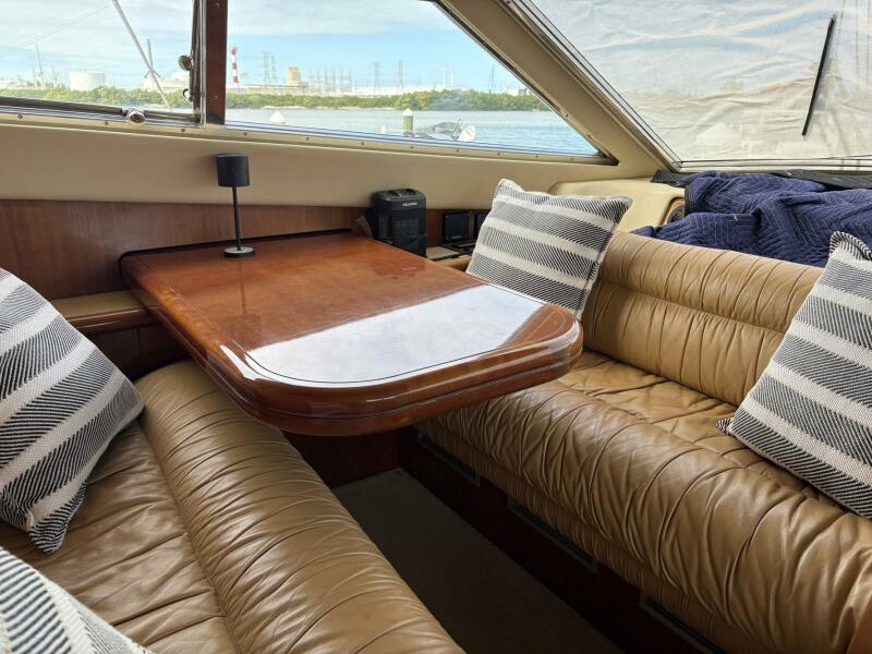 80' 1999 Ferretti Yachts 80 RPH