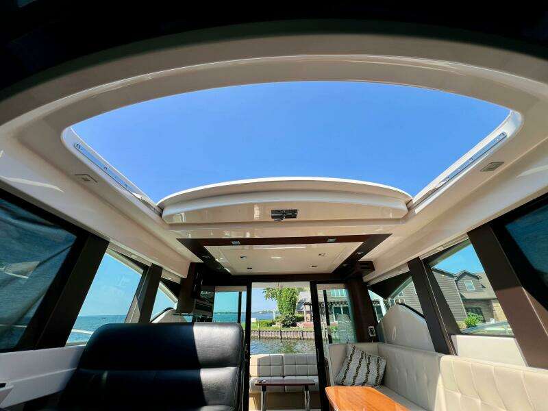 39ft Tiara Yachts Yacht For Sale