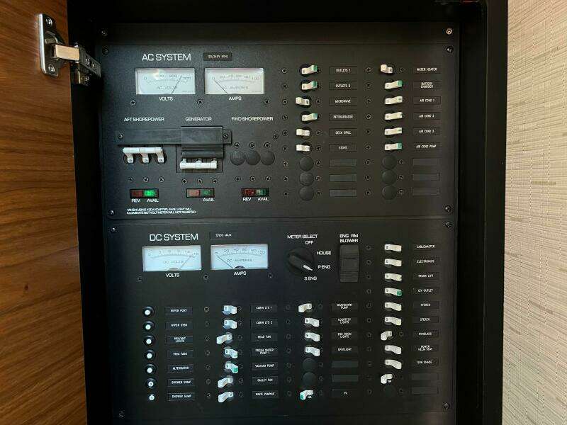 39ft Tiara Yachts Yacht For Sale