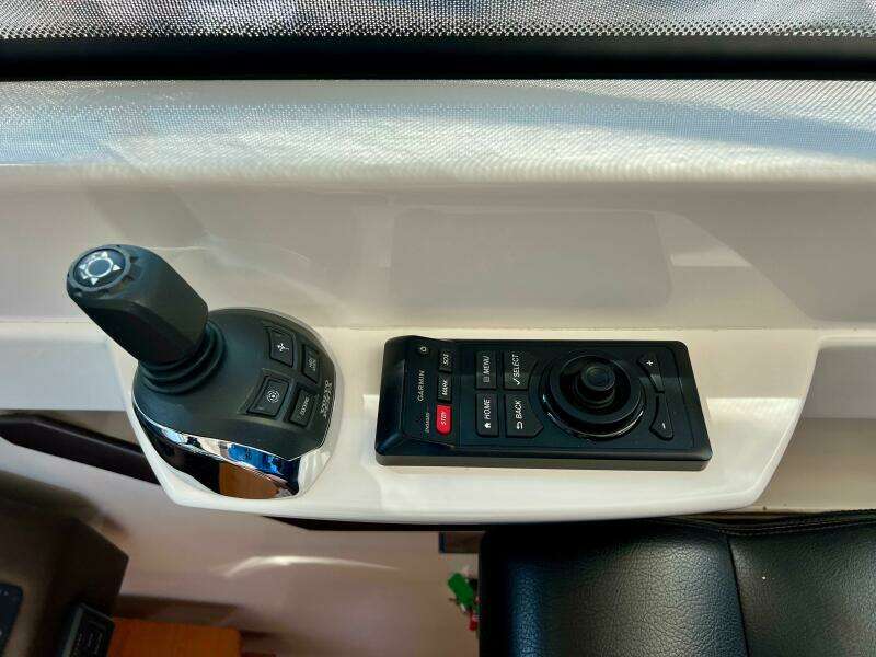 39ft Tiara Yachts Yacht For Sale