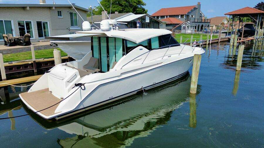 39ft Tiara Yachts Yacht For Sale