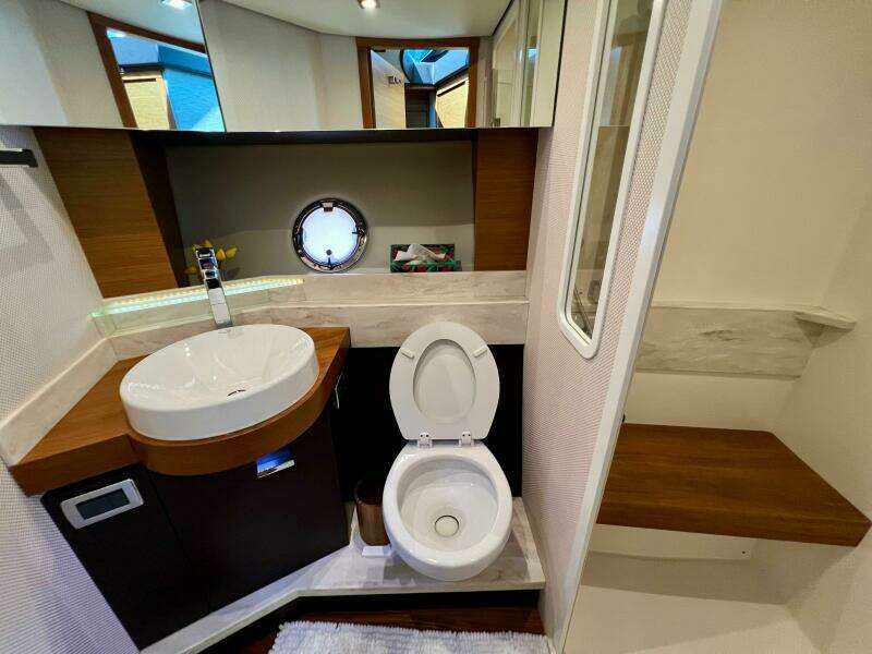 39ft Tiara Yachts Yacht For Sale