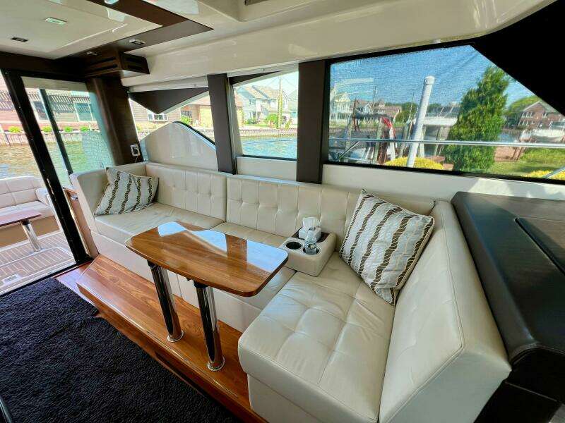 39ft Tiara Yachts Yacht For Sale