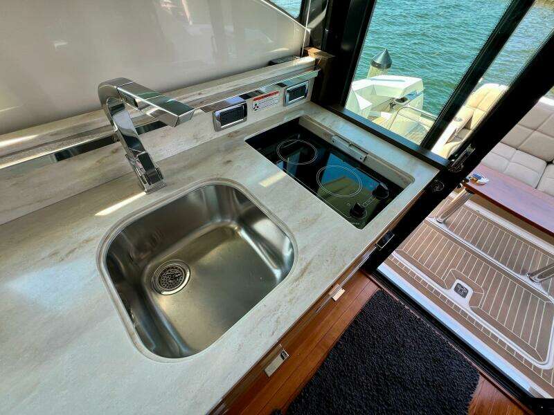 39ft Tiara Yachts Yacht For Sale