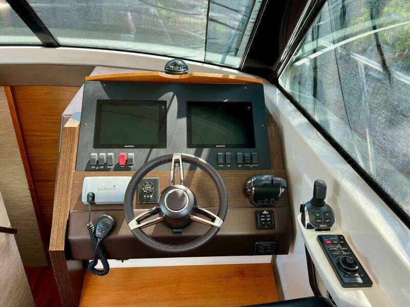 39ft Tiara Yachts Yacht For Sale