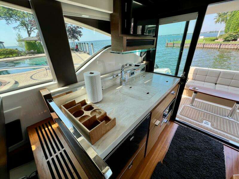 39ft Tiara Yachts Yacht For Sale