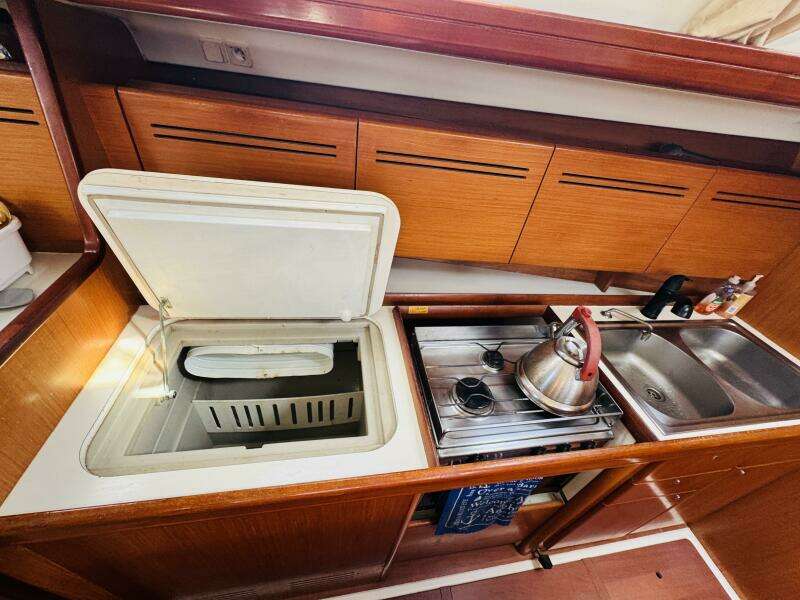 Astrid 50ft Beneteau Yacht For Sale