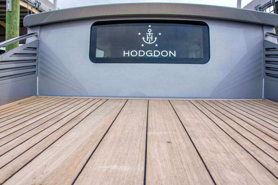 34ft Hodgdon Yachts Yacht For Sale