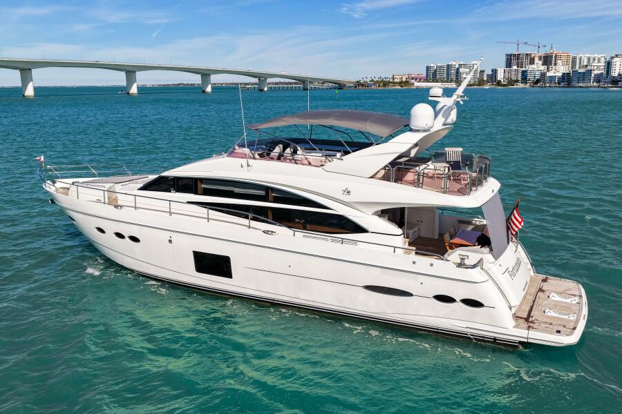 72' 2014 Princess Y72