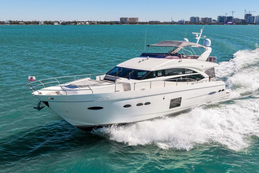 72' 2014 Princess Y72