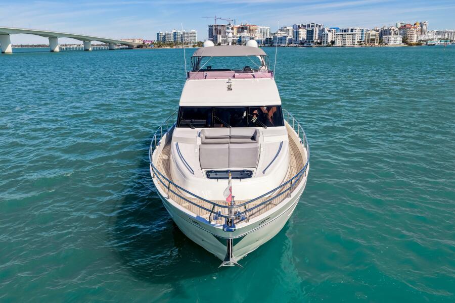 72' 2014 Princess Y72