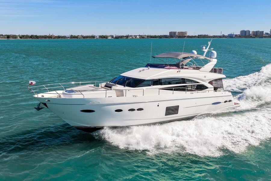 72' 2014 Princess Y72