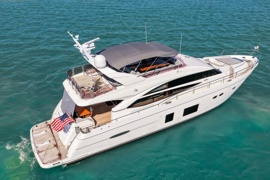 72' 2014 Princess Y72