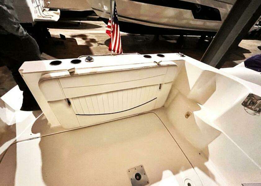 Holly Anne 29ft Bayliner Yacht For Sale