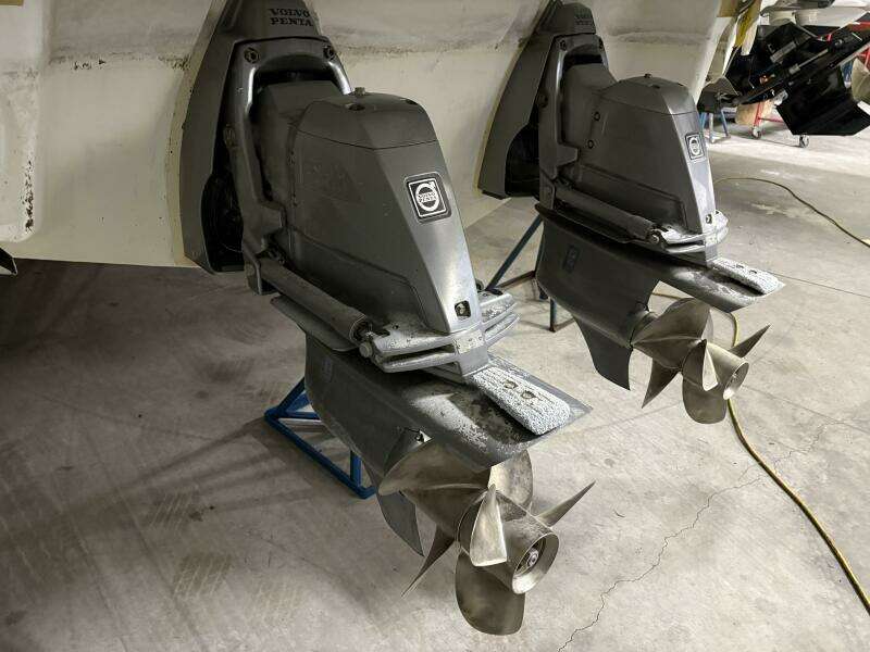 36ft Chris Craft Yacht For Sale